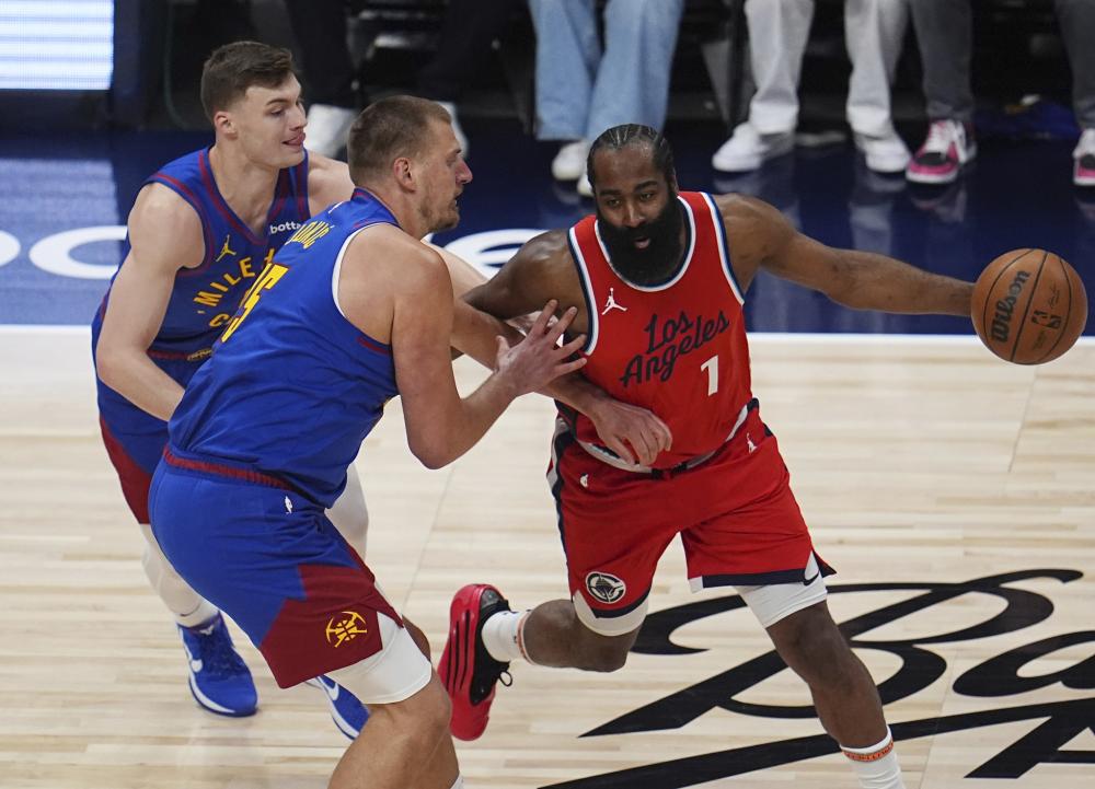 字母18分&6犯离场萨尔22分 库兹马19+8雄鹿险胜奇才_篮板_助攻_NBA.