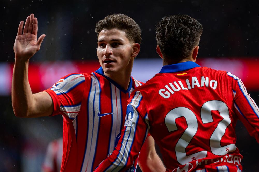 曼联紧密合 曼联紧密合