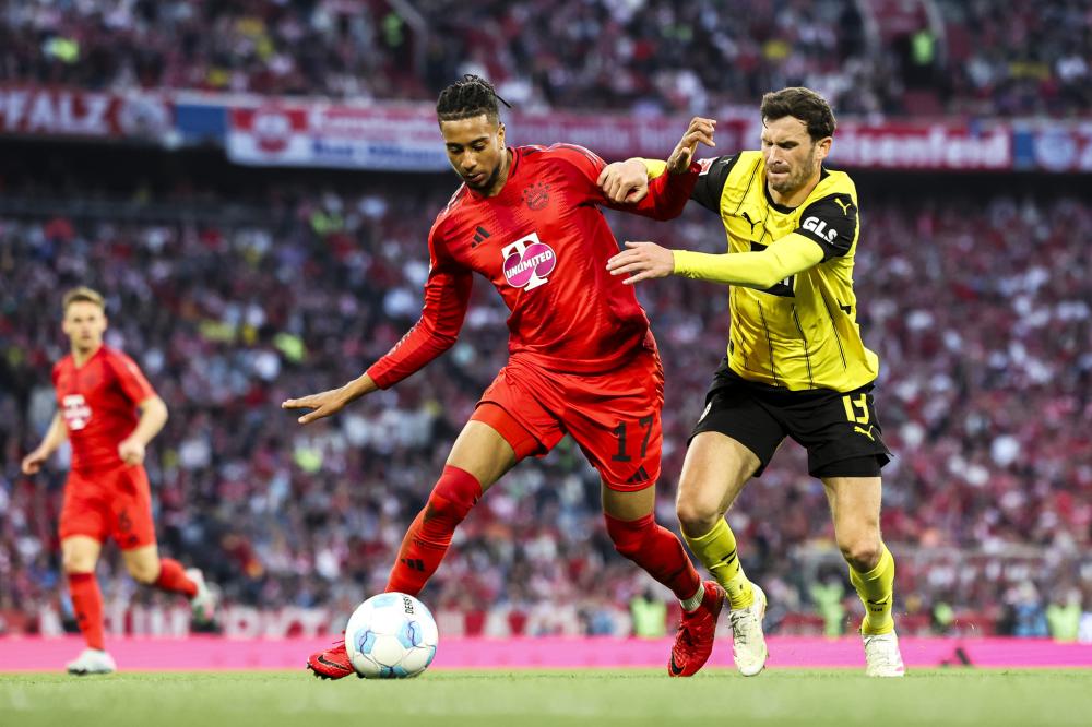 斯坦丘在防 斯坦丘在防